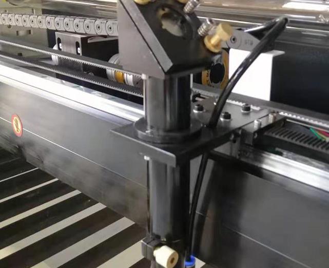 1325CO2 laser carving machine