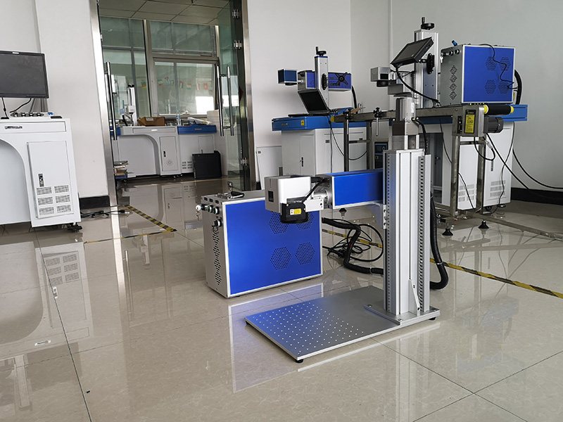 Color laser marking machine with MOPA optical fiber laser sources