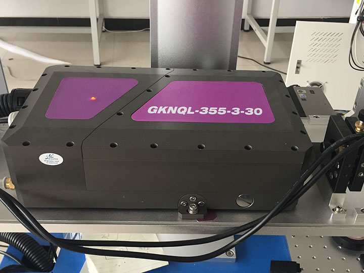 Closed UV laser marking machine