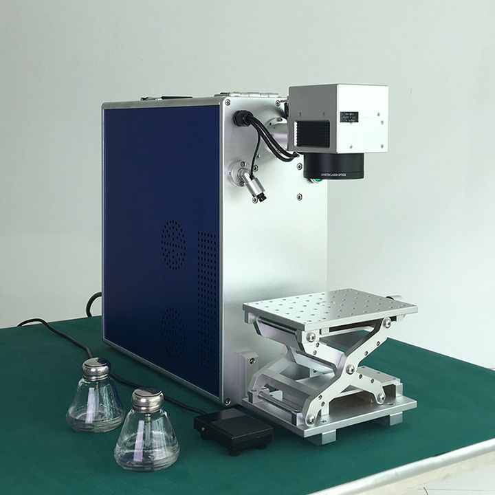 Portable laser marking machine with JPT optical fiber laser source