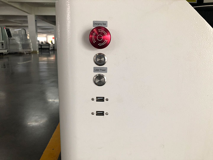 Optical fiber laser cutting machine 3015