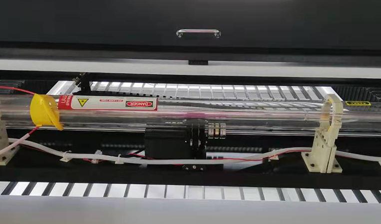 1325CO2 laser carving machine