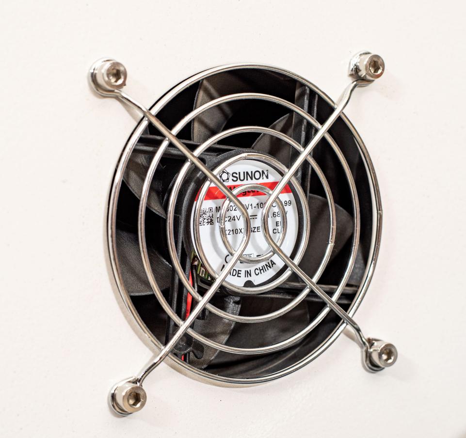 Handheld laser welding machine