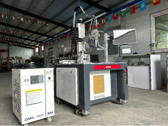 Multi -axis platform automatic welding machine